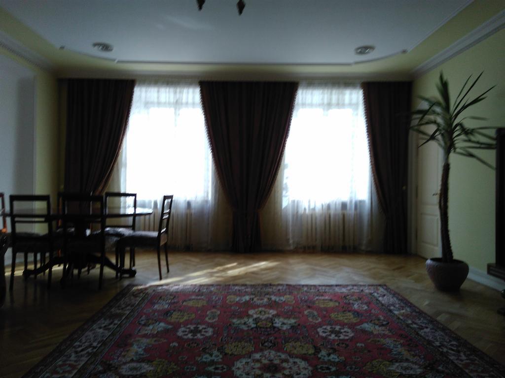 إلفيف Apartment Na Rynok Square المظهر الخارجي الصورة